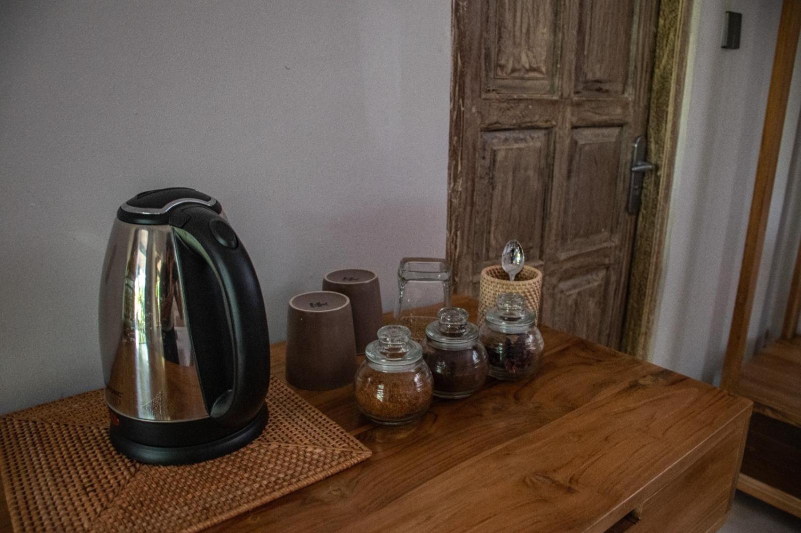 Down The Rabbit Hole Apartment Ubud  Luaran gambar